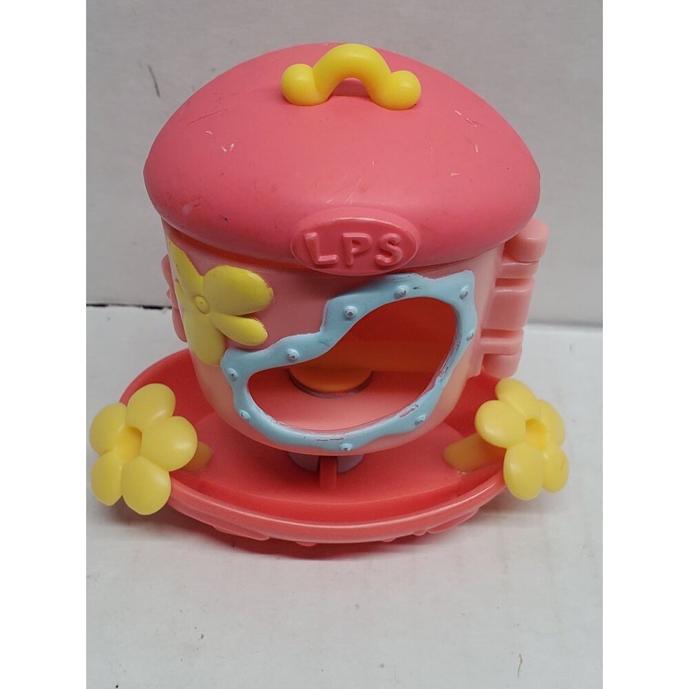 Littlest Pet Shop Pink Birdhouse Playhouse‎ Toy With Yellow Accents & Flower